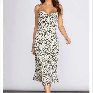 🚫SOLD🚫 Leopard Midi Dress